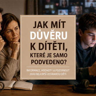 Jak mít důvěru k dítěti, které je samo podvedeno? Rodiče se se starostmi dívají na syna s telefonem, který se k nim staví zády